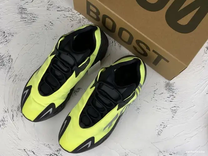 MNVN Boost Yeezy Adidas FY3727 Phosphor 700 0530